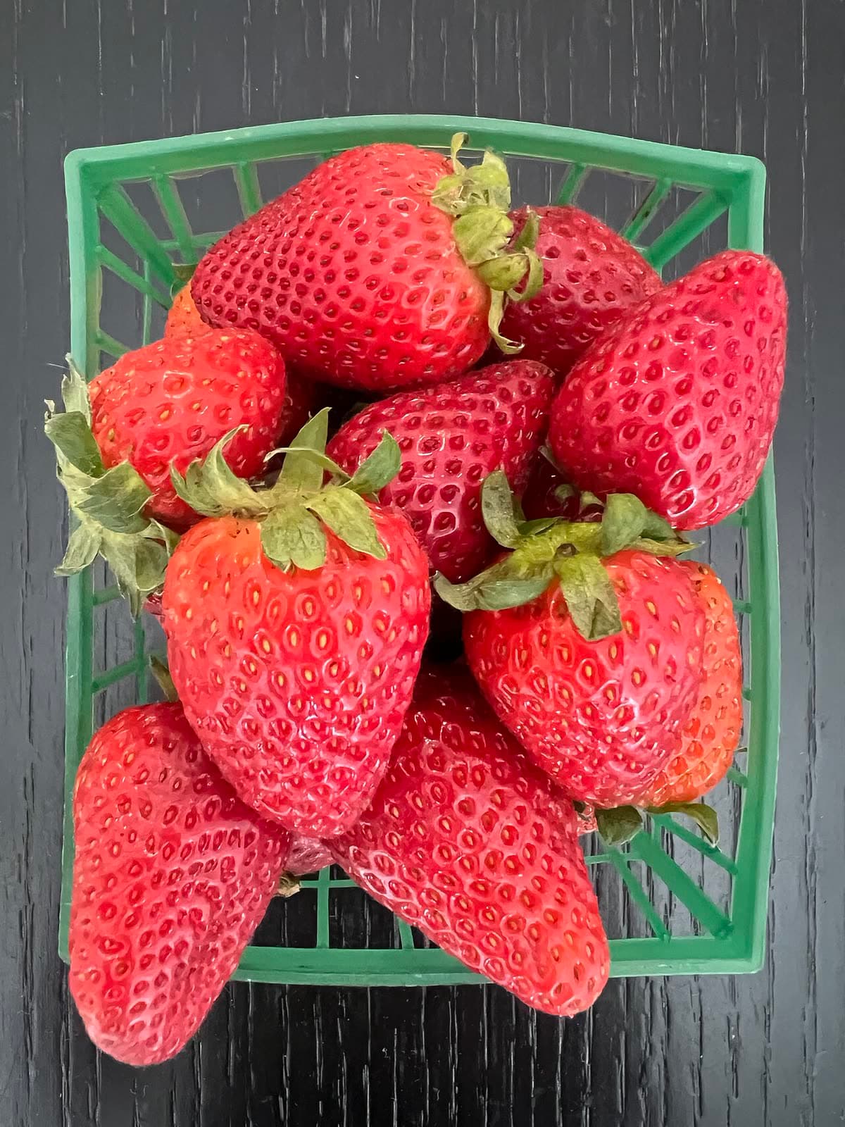 Foire : Fête de la Fraise et des Fleurs de Vergt, Vergt