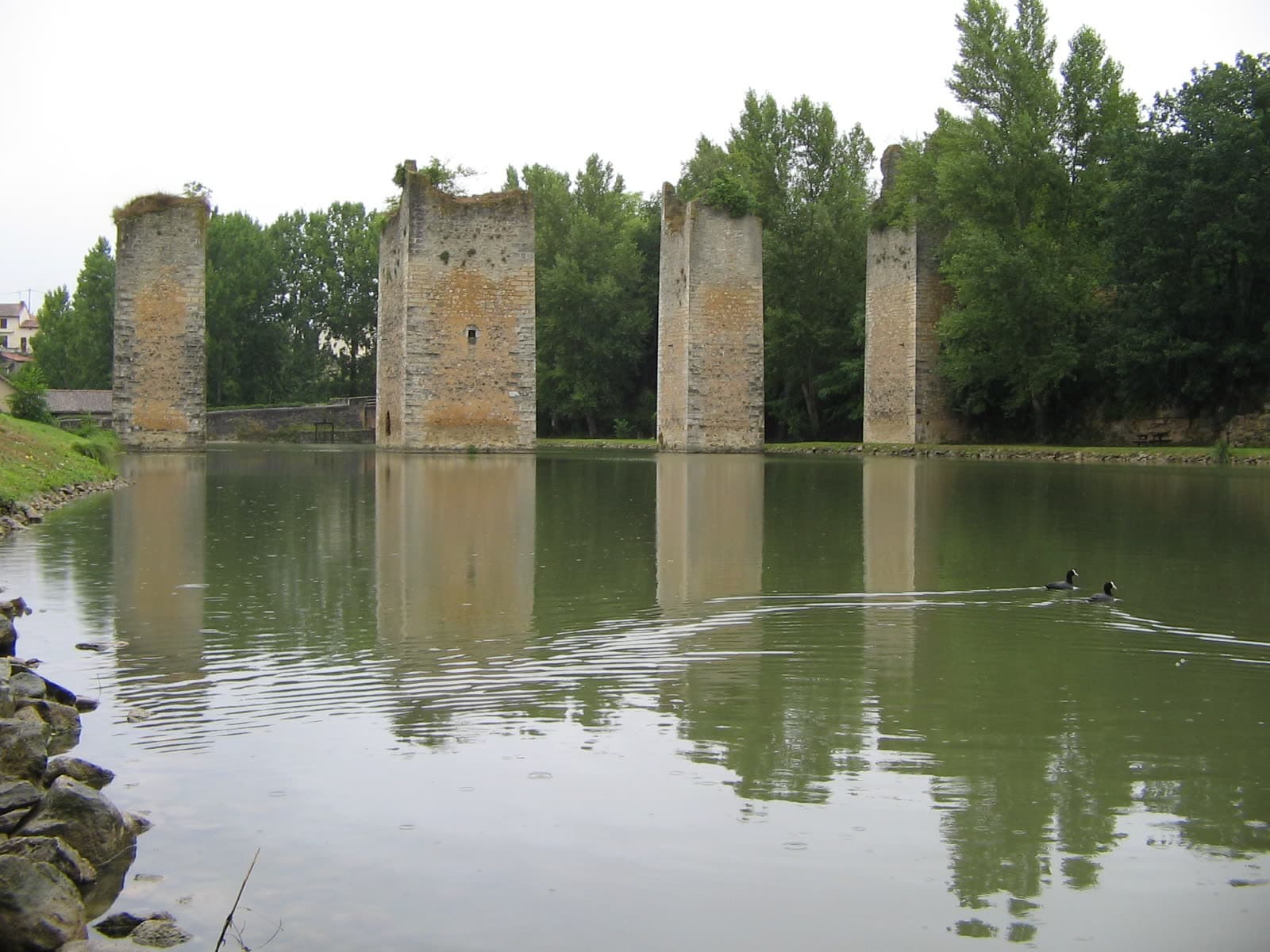 Foire : Foire de Lussac-les-Châteaux, Lussac-les-Châteaux