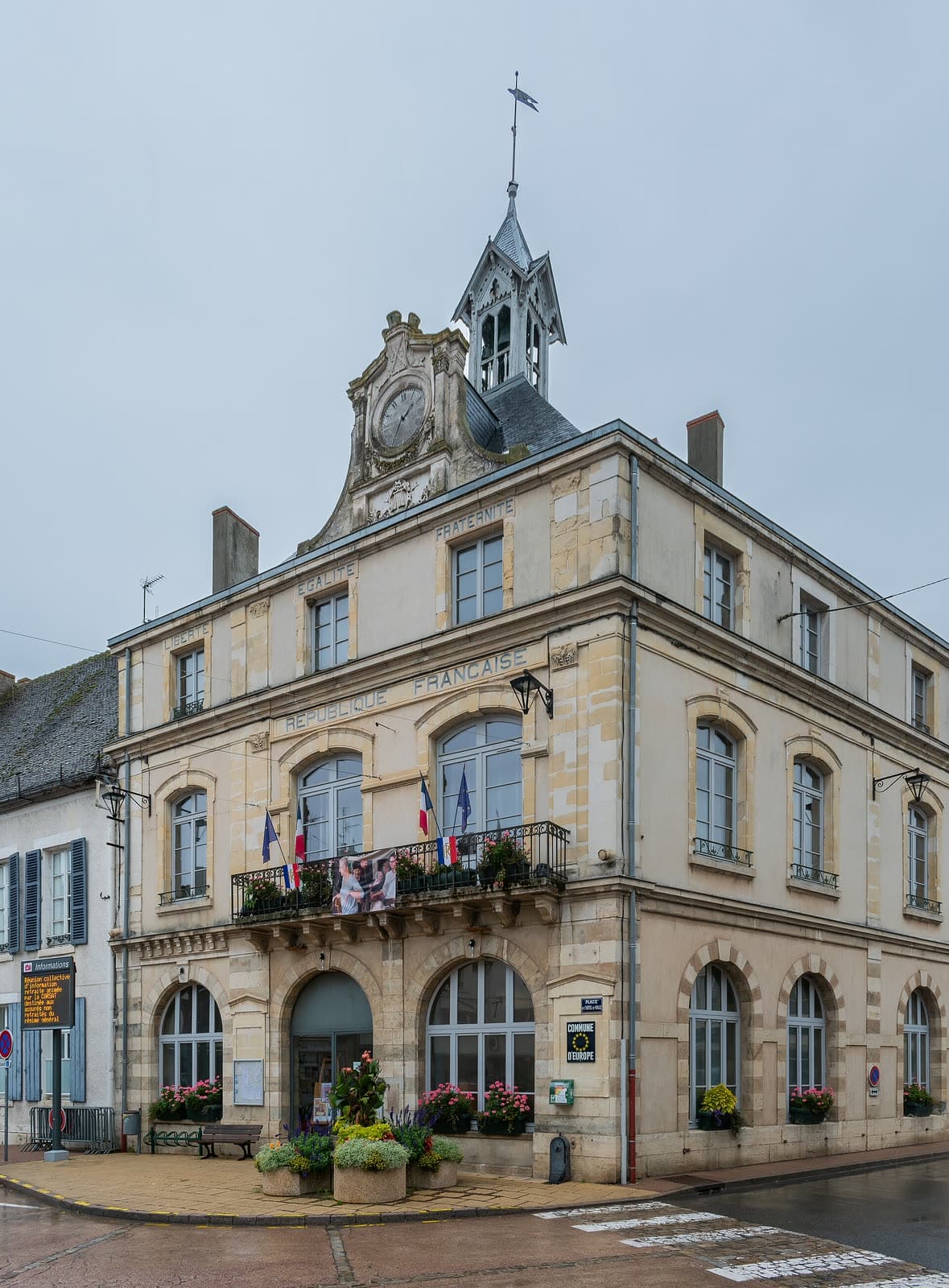 Foire: Foire mensuelle de Corbigny, Corbigny