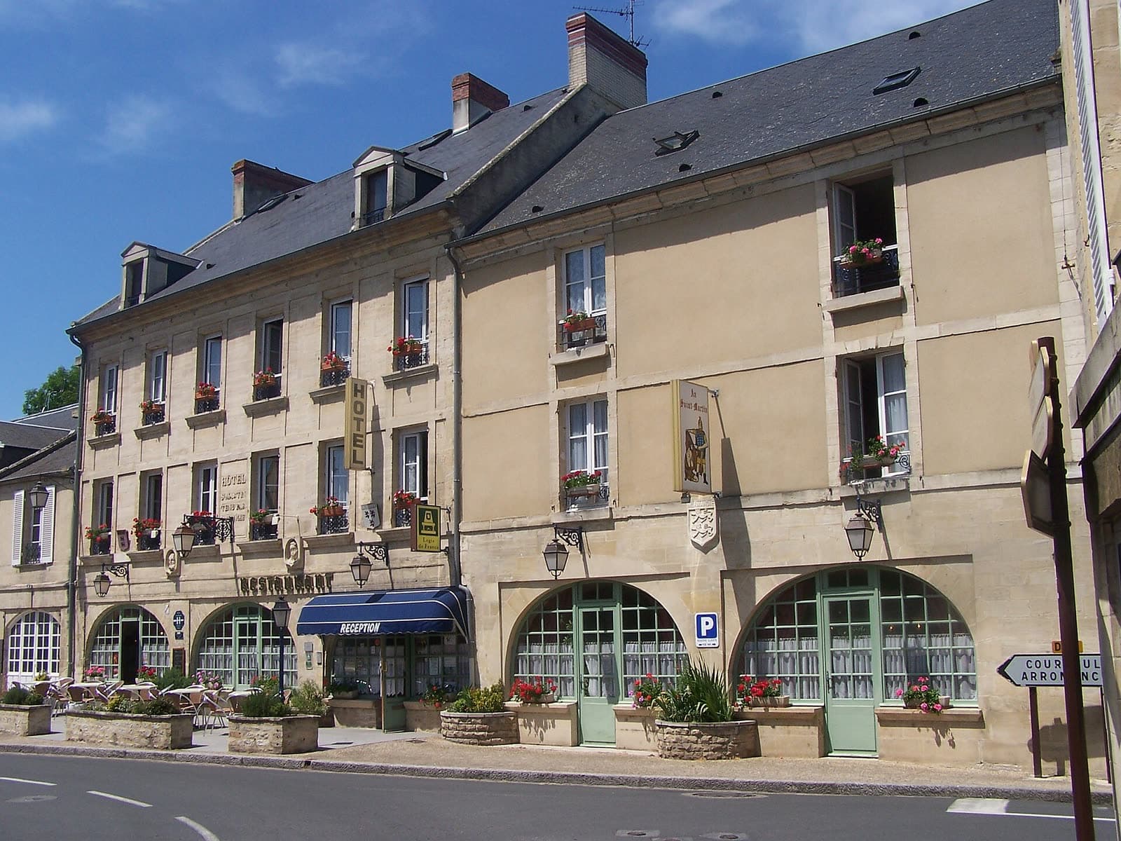 Marché: Marché du terroir et de l'artisanat de Creully, Creully sur Seulles