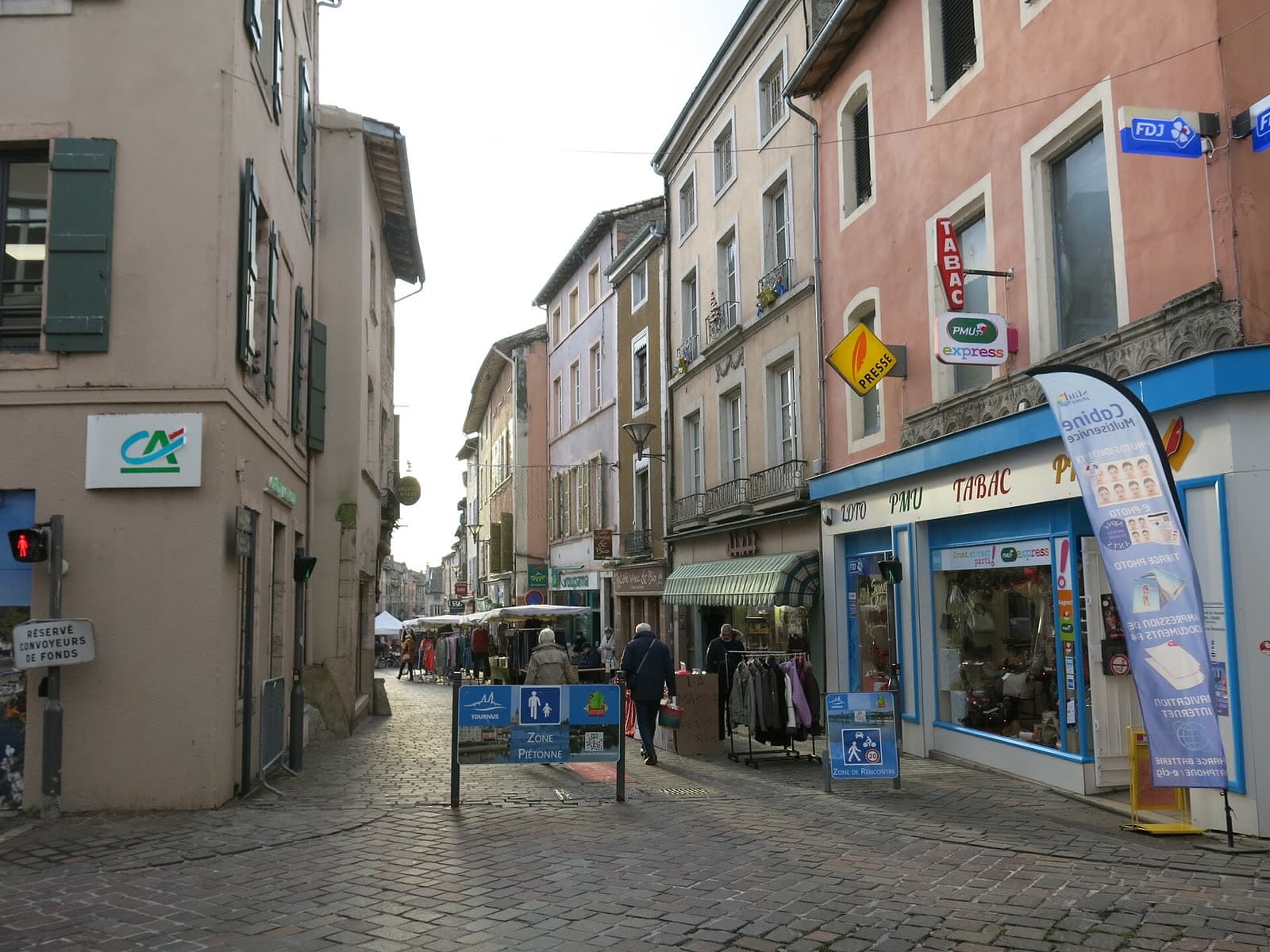 Marché : Marché de Noël de Tournus, Tournus